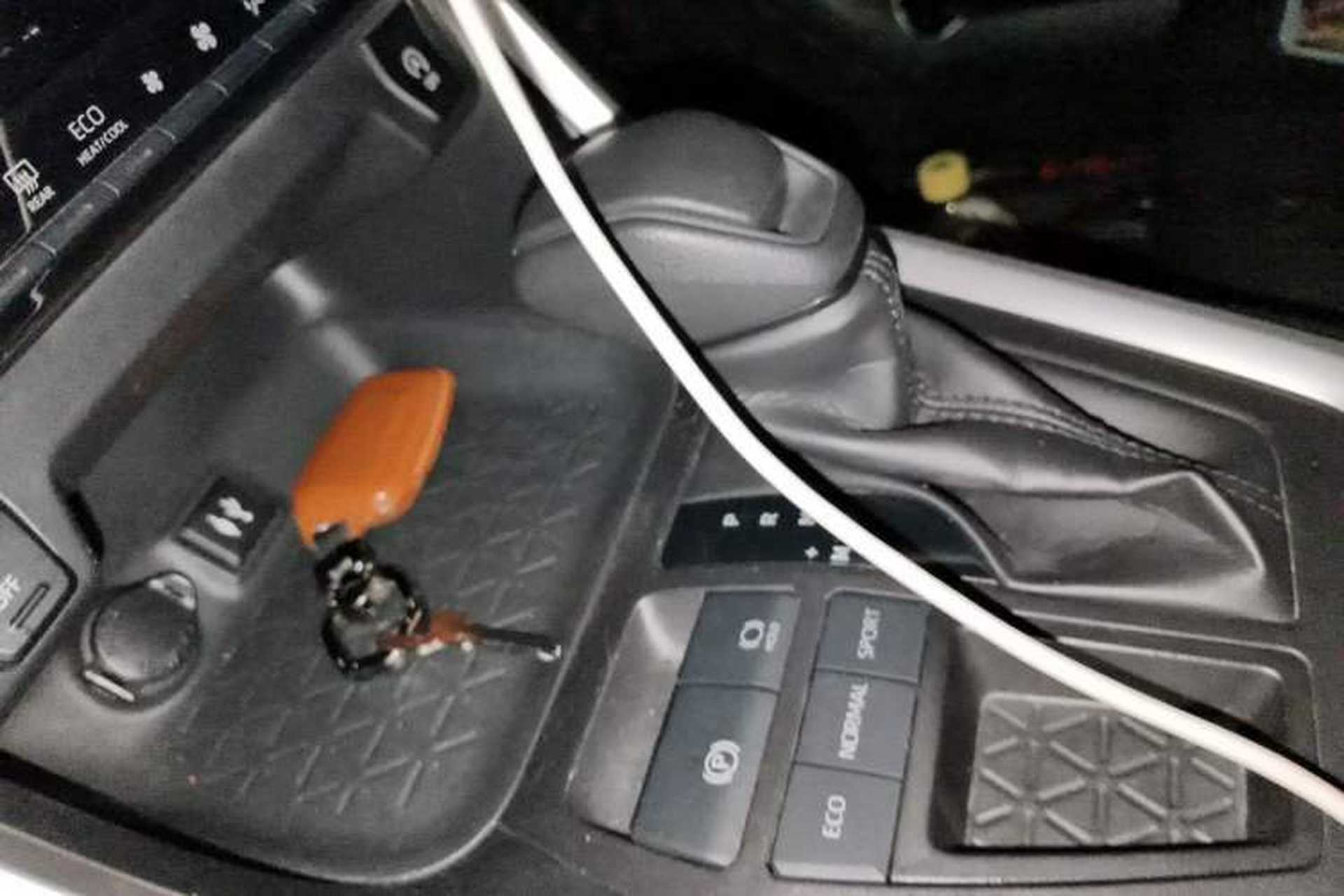 Used Toyota RAV4 2020 2.0L CVT Two-Wheel Drive Fashion PLUS Edition Gear Lever
