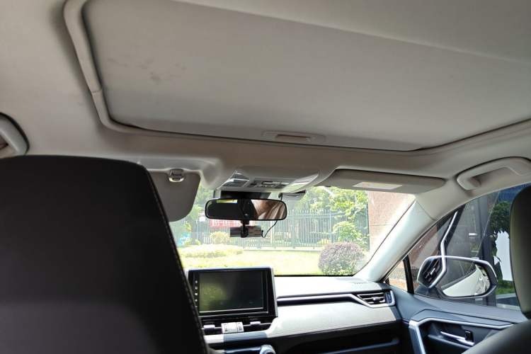 Used Toyota RAV4 2020 2.0L CVT Two-Wheel Drive Fashion PLUS Edition Headliner