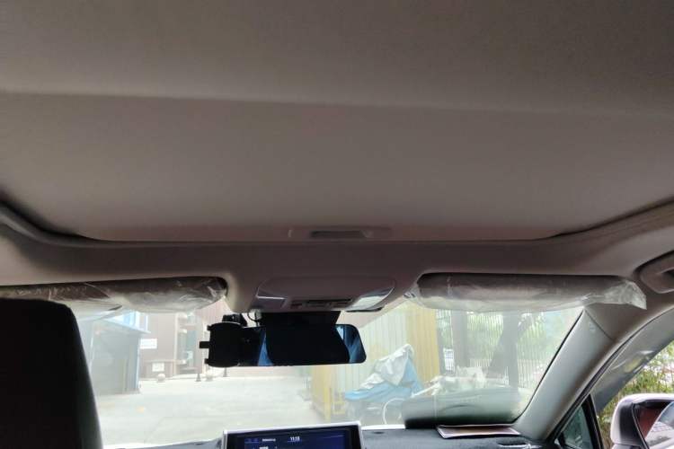 Used Toyota RAV4 2020 2.0L CVT Two-Wheel Drive Fashion Edition Headliner