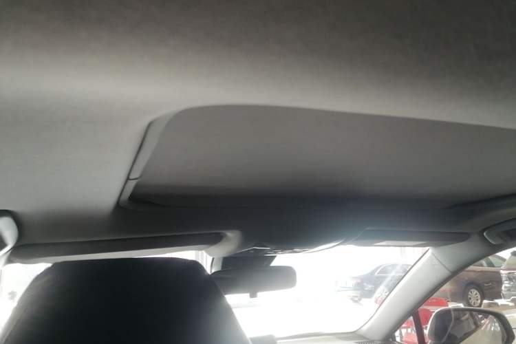 Used Toyota RAV4 2020 2.0L CVT 4x4 Trend Edition Headliner