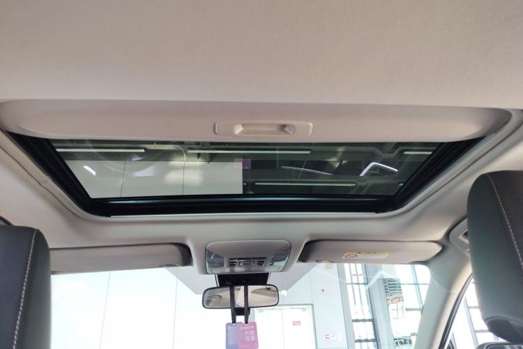 Used Toyota RAV4 2020 2.0L CVT Two-Wheel Drive Fashion PLUS Edition Headliner
