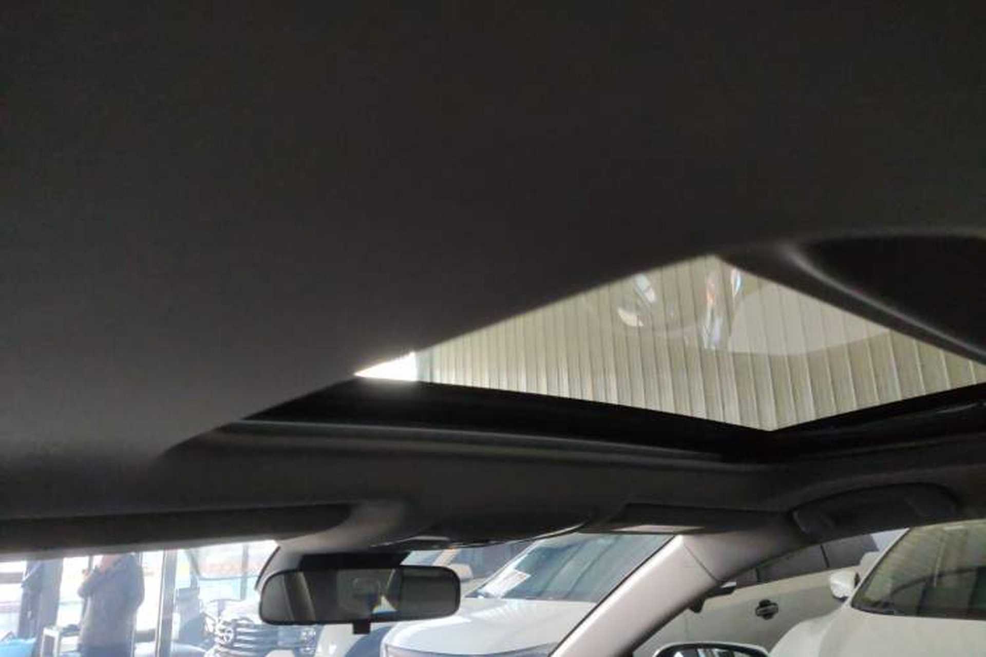 Used Toyota RAV4 2020 2.0L CVT Two-Wheel Drive Fashion PLUS Edition Headliner