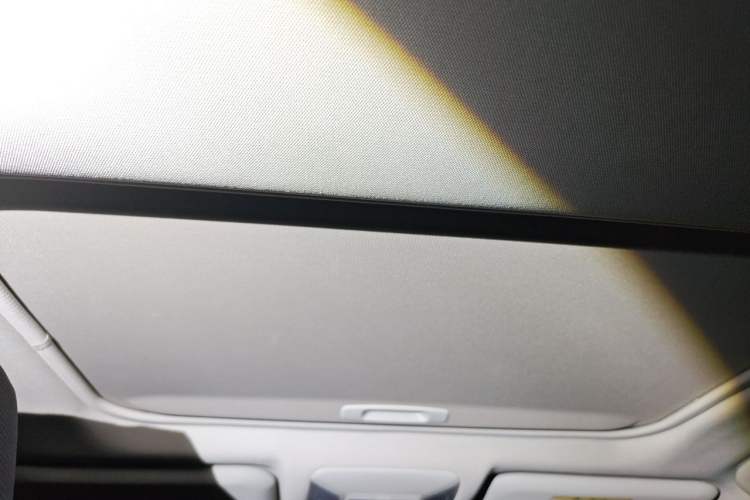Used Toyota RAV4 2020 2.0L CVT 4x4 Trend Edition Headliner