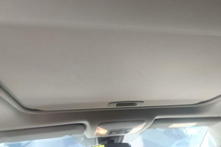 Used Toyota RAV4 2020 2.0L CVT 4x4 Trend Edition Headliner