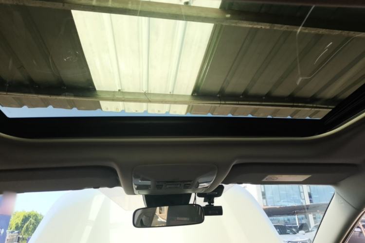 Used Toyota RAV4 2020 2.0L CVT Two-Wheel Drive Fashion Edition Headliner