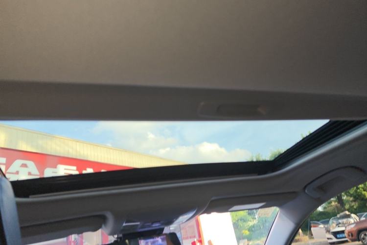 Used Toyota RAV4 2020 2.0L CVT Two-Wheel Drive Fashion Edition Headliner