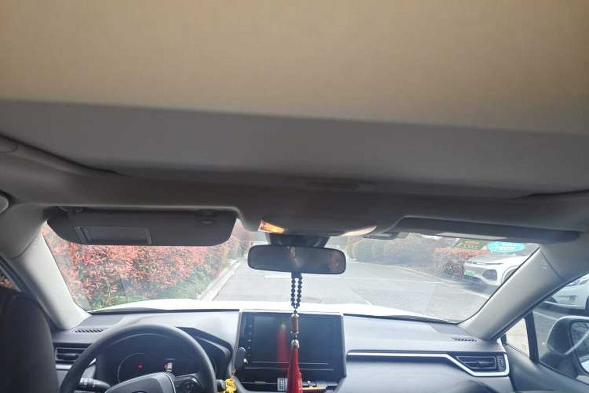 Used Toyota RAV4 2020 2.0L CVT Two-Wheel Drive Fashion Edition Headliner