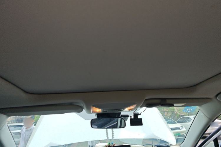 Used Toyota RAV4 2020 2.0L CVT Two-Wheel Drive Prestige Edition Headliner