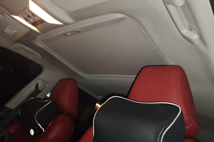 Used Toyota RAV4 2020 2.0L CVT 4x4 Trend Edition Headliner