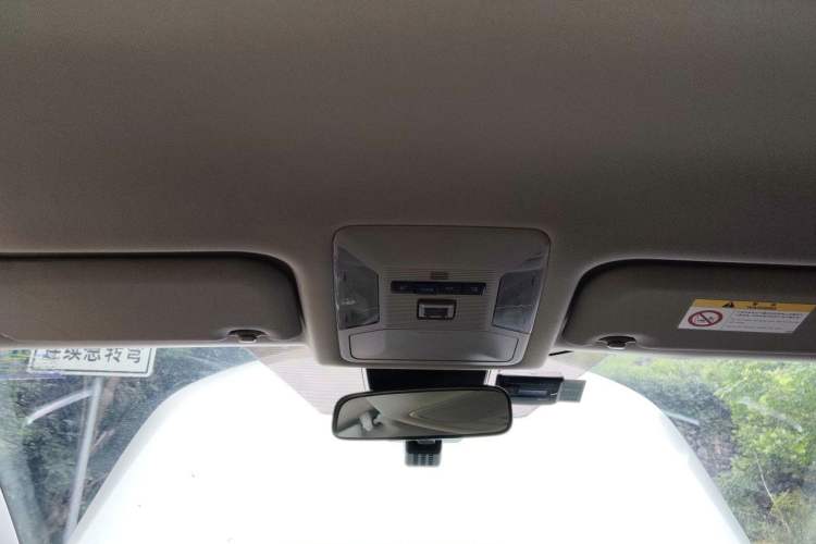 Used Toyota RAV4 2020 2.0L CVT Two-Wheel Drive Urban Edition Headliner