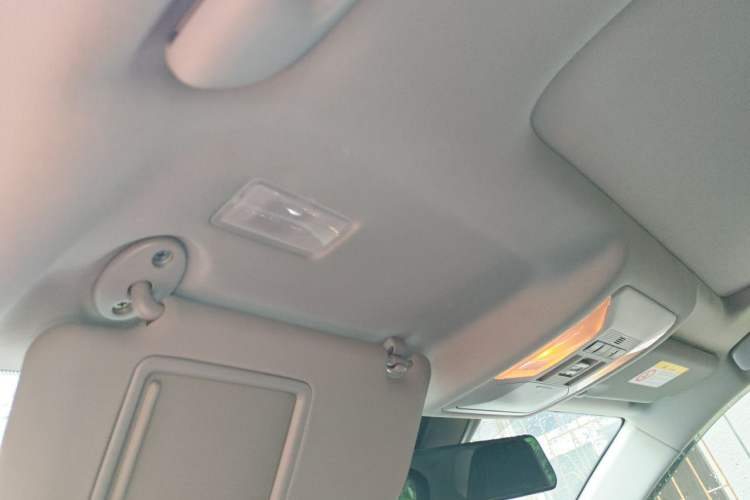 Used Toyota RAV4 2020 2.0L CVT Four-Wheel Drive Prestige Edition Headliner