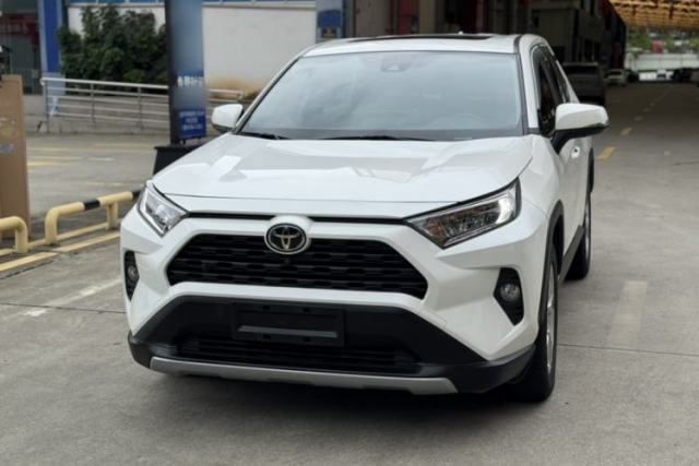 Used Toyota RAV4 2020 2.0L CVT Two-Wheel Drive Fashion Edition
