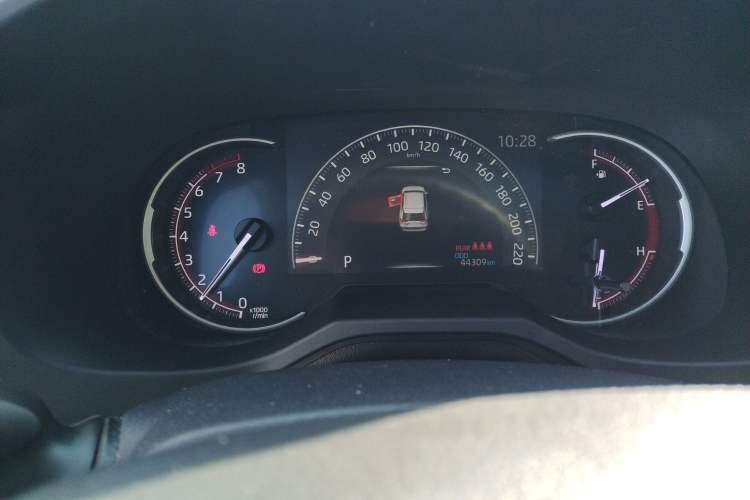 Used Toyota RAV4 2020 2.0L CVT Two-Wheel Drive Fashion Edition Instrument Cluster