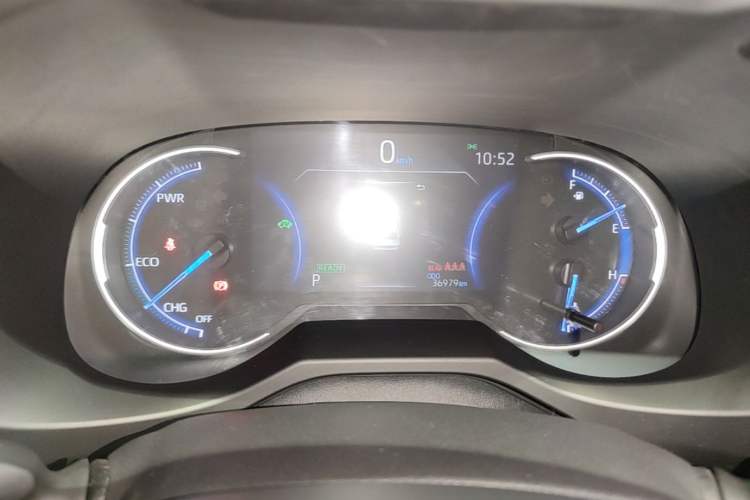 Used Toyota RAV4 2020 Dual-Motor 2.5L E-CVT Four-Wheel Drive Flagship Edition Instrument Cluster