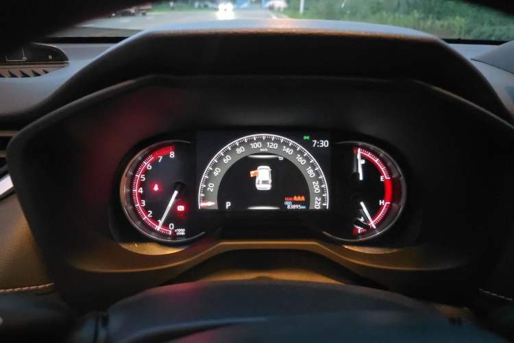Used Toyota RAV4 2020 2.0L CVT Two-Wheel Drive Fashion Edition Instrument Cluster