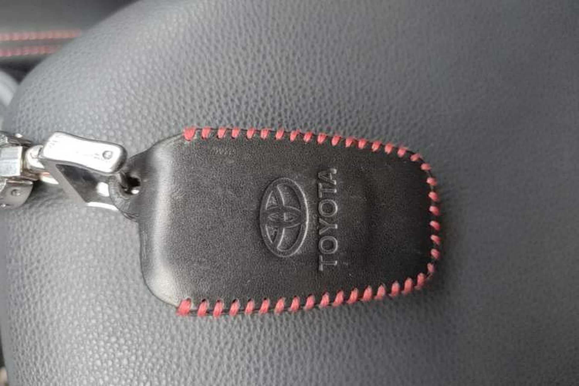 Used Toyota RAV4 2020 2.0L CVT 4x4 Trend Edition Interior 1