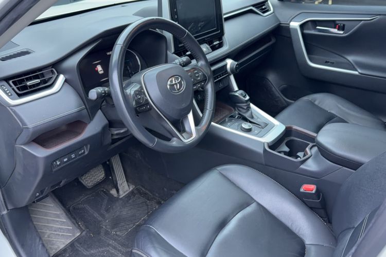 Used Toyota RAV4 2020 Dual-Motor 2.5L E-CVT Four-Wheel Drive Flagship Edition Interior 1
