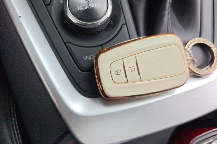 Used Toyota RAV4 2020 2.0L CVT Four-Wheel Drive Prestige Edition Interior 1