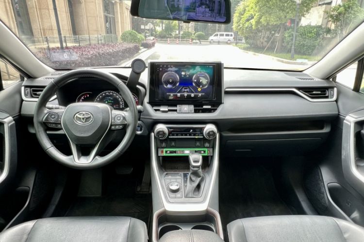Used Toyota RAV4 2020 2.0L CVT Four-Wheel Drive Prestige Edition Interior 12