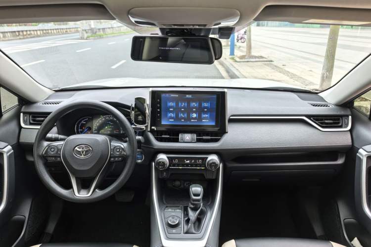 Used Toyota RAV4 2020 Dual-Engine 2.5L E-CVT Four-Wheel Drive Elite Edition Interior 2