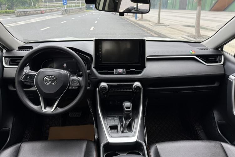 Used Toyota RAV4 2020 2.0L CVT 4x4 Trend Edition Interior 2