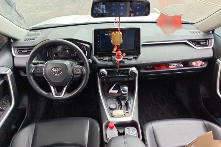 Used Toyota RAV4 2020 2.0L CVT Four-Wheel Drive Prestige Edition Interior 2