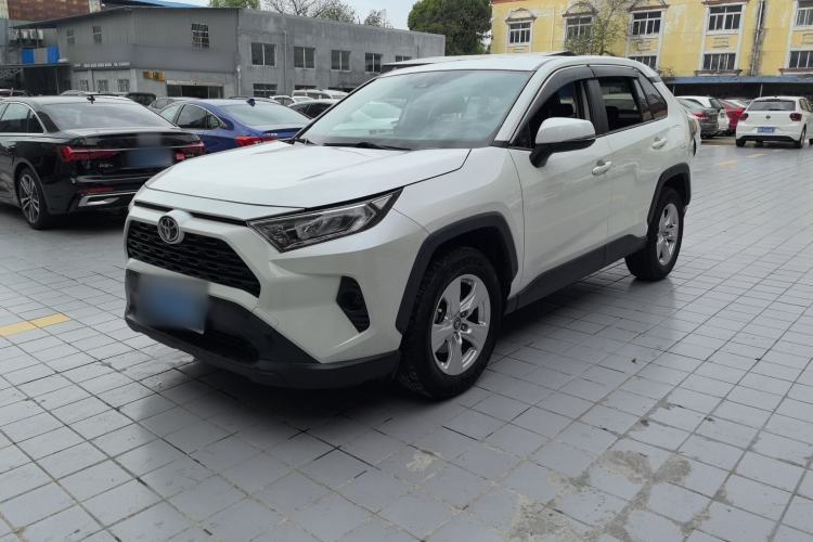 Used Toyota RAV4 2020 2.0L CVT Two-Wheel Drive Urban Edition Guazi used car, China used car export, Used car for sale, Used cars, Cheapest cars for sale