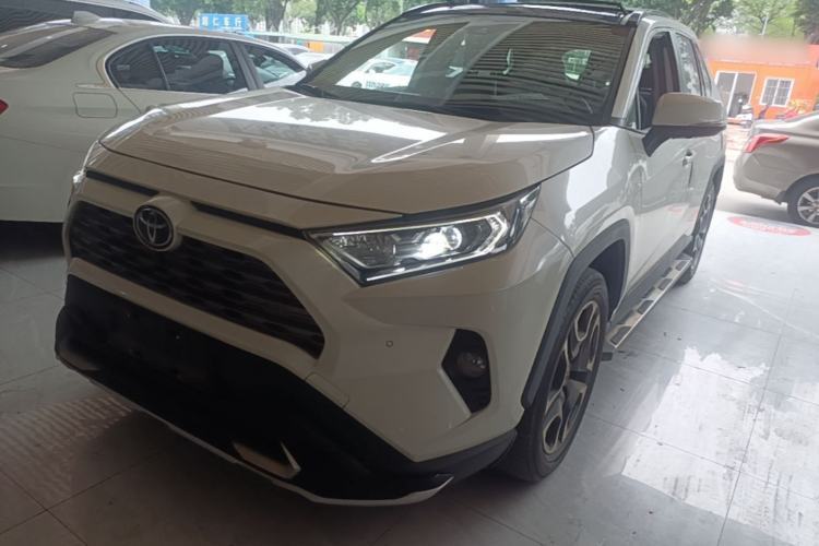 Used Toyota RAV4 2020 2.0L CVT Two-Wheel Drive Prestige Edition Guazi used car, China used car export, Used car for sale, Used  cars, Cheapest cars for sale