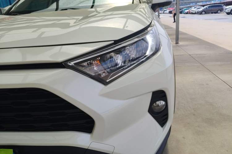 Used Toyota RAV4 2020 2.0L CVT Two-Wheel Drive Fashion PLUS Edition Left Front Headlight