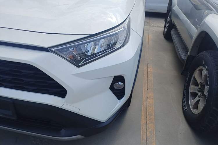 Used Toyota RAV4 2020 2.0L CVT Two-Wheel Drive Fashion PLUS Edition Left Front Headlight