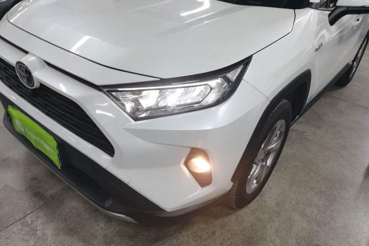 Used Toyota RAV4 2020 Dual-Engine 2.5L E-CVT Two-Wheel Drive Elite Edition Left Front Headlight