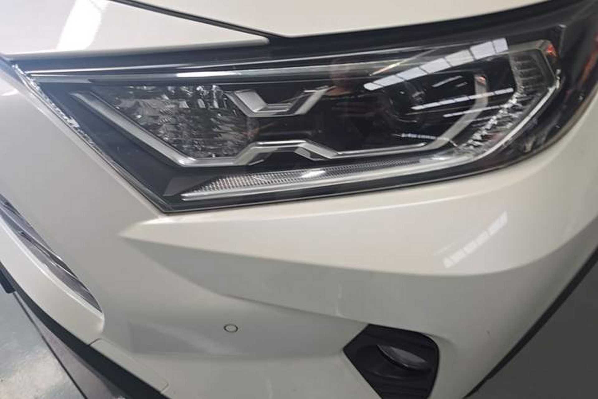 Used Toyota RAV4 2020 2.0L CVT Two-Wheel Drive Prestige Edition Left Front Headlight