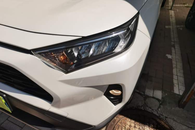 Used Toyota RAV4 2020 2.0L CVT Two-Wheel Drive Fashion Edition Left Front Headlight