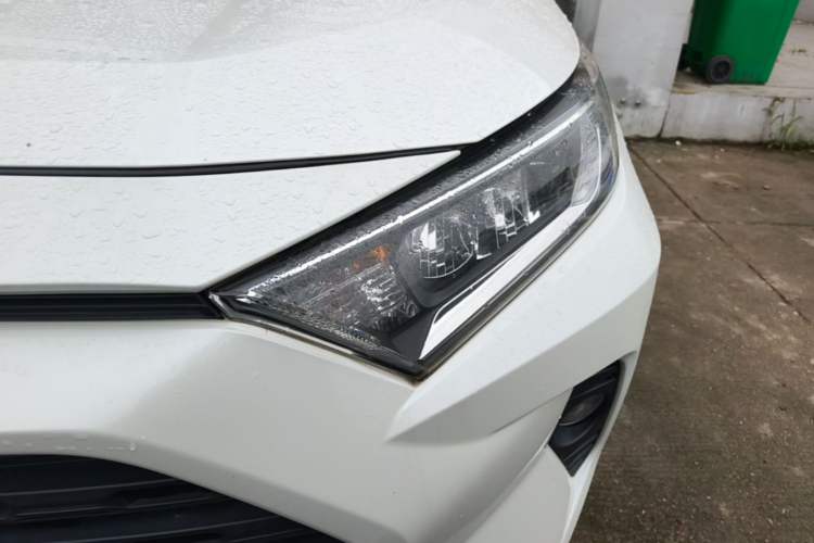 Used Toyota RAV4 2020 2.0L CVT 4x4 Style PLUS Edition Left Front Headlight