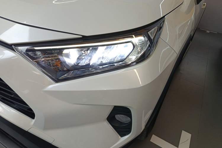Used Toyota RAV4 2020 2.0L CVT Two-Wheel Drive Fashion Edition Left Front Headlight
