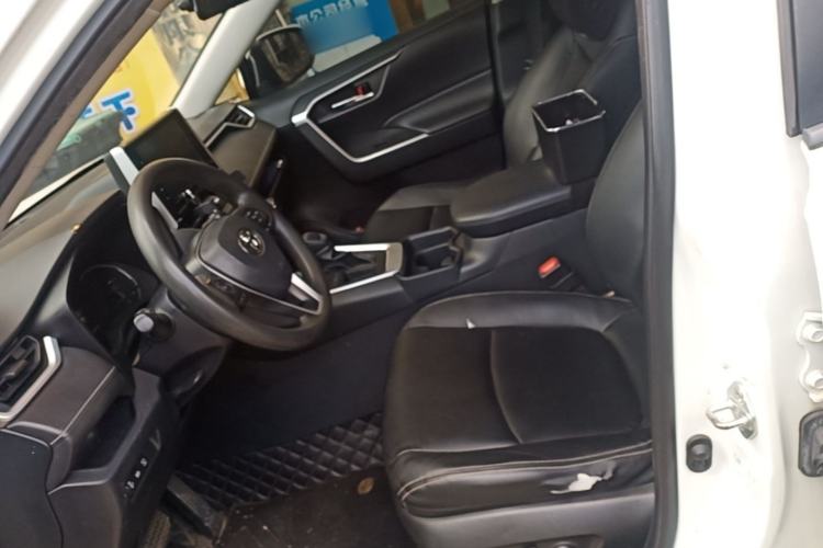 Used Toyota RAV4 2020 2.0L CVT Two-Wheel Drive Fashion Edition Left Front Seat