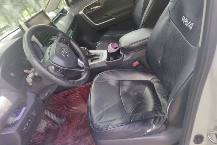 Used Toyota RAV4 2020 2.0L CVT Two-Wheel Drive Fashion Edition Left Front Seat