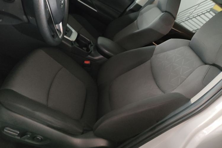 Used Toyota RAV4 2020 2.0L CVT Two-Wheel Drive Fashion Edition Left Front Seat