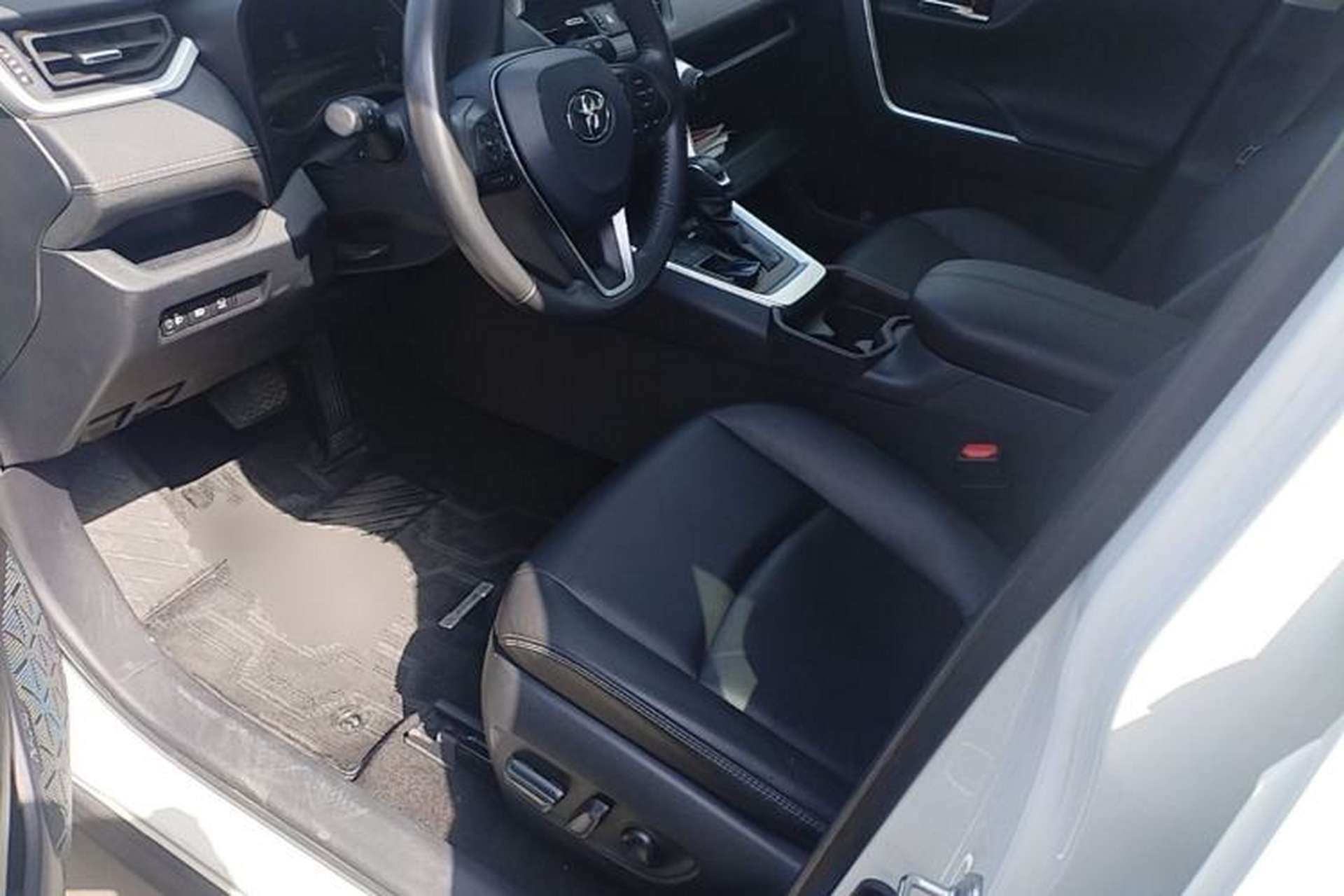Used Toyota RAV4 2020 2.0L CVT Two-Wheel Drive Fashion PLUS Edition Left Front Seat