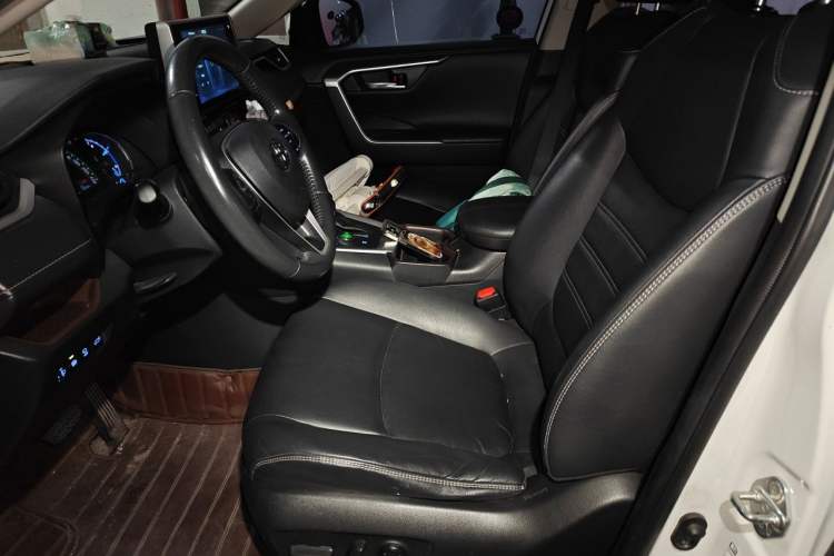 Used Toyota RAV4 2020 Dual-Motor 2.5L E-CVT Four-Wheel Drive Flagship Edition Left Front Seat