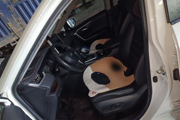Used Toyota RAV4 2020 2.0L CVT Two-Wheel Drive Prestige Edition Left Front Seat