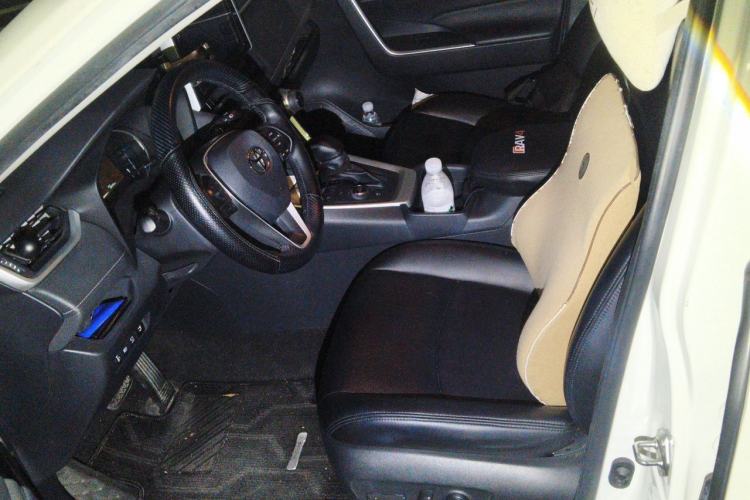 Used Toyota RAV4 2020 Dual-Engine 2.5L E-CVT Four-Wheel Drive Elite Edition Left Front Seat