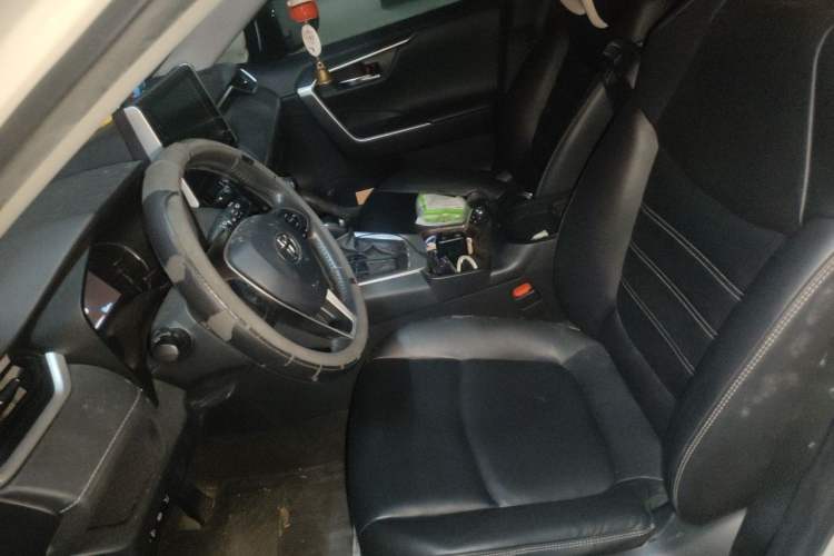 Used Toyota RAV4 2020 2.0L CVT Two-Wheel Drive Fashion PLUS Edition Left Front Seat
