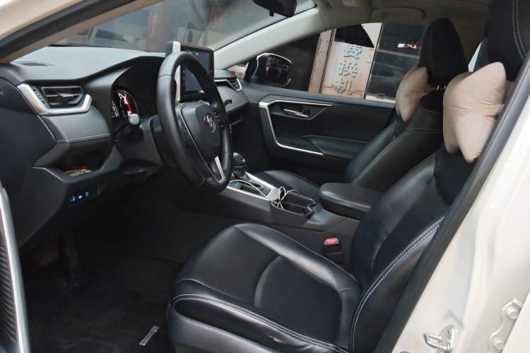 Used Toyota RAV4 2020 2.0L CVT Two-Wheel Drive Fashion Edition Left Front Seat