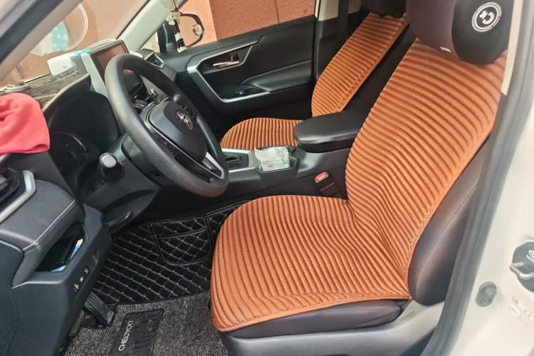 Used Toyota RAV4 2020 2.0L CVT Two-Wheel Drive Fashion Edition Left Front Seat