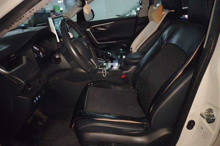 Used Toyota RAV4 2020 2.0L CVT Two-Wheel Drive Fashion PLUS Edition Left Front Seat