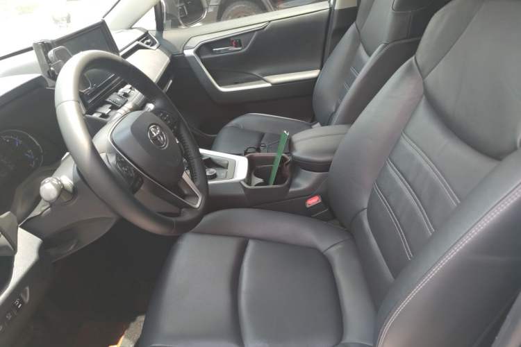 Used Toyota RAV4 2020 Dual-Engine 2.5L E-CVT Four-Wheel Drive Elite Edition Left Front Seat