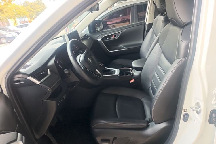 Used Toyota RAV4 2020 2.0L CVT Two-Wheel Drive Fashion PLUS Edition Left Front Seat