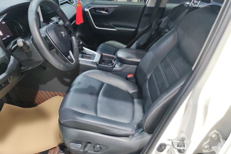 Used Toyota RAV4 2020 2.0L CVT Two-Wheel Drive Fashion PLUS Edition Left Front Seat