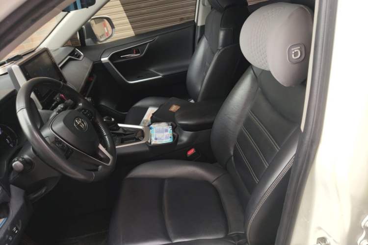 Used Toyota RAV4 2020 2.0L CVT Two-Wheel Drive Fashion PLUS Edition Left Front Seat